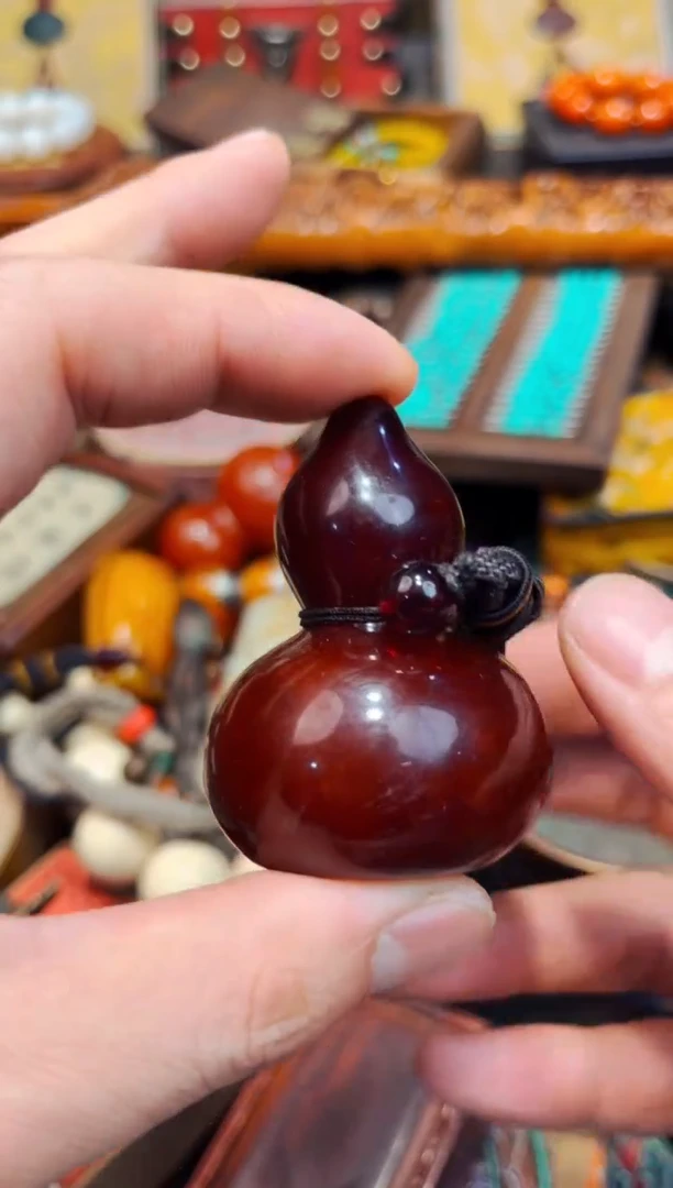 【闪购商品】蜜蜡裸石未镶嵌Q瑞哥专属高端精品18