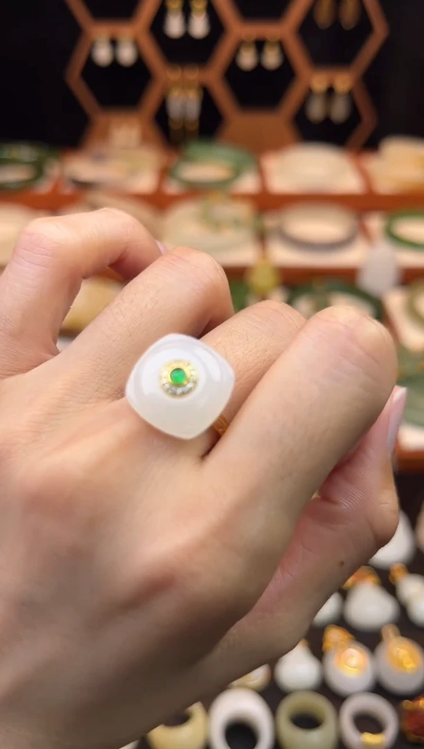 银S925镶嵌戒指和田玉福利