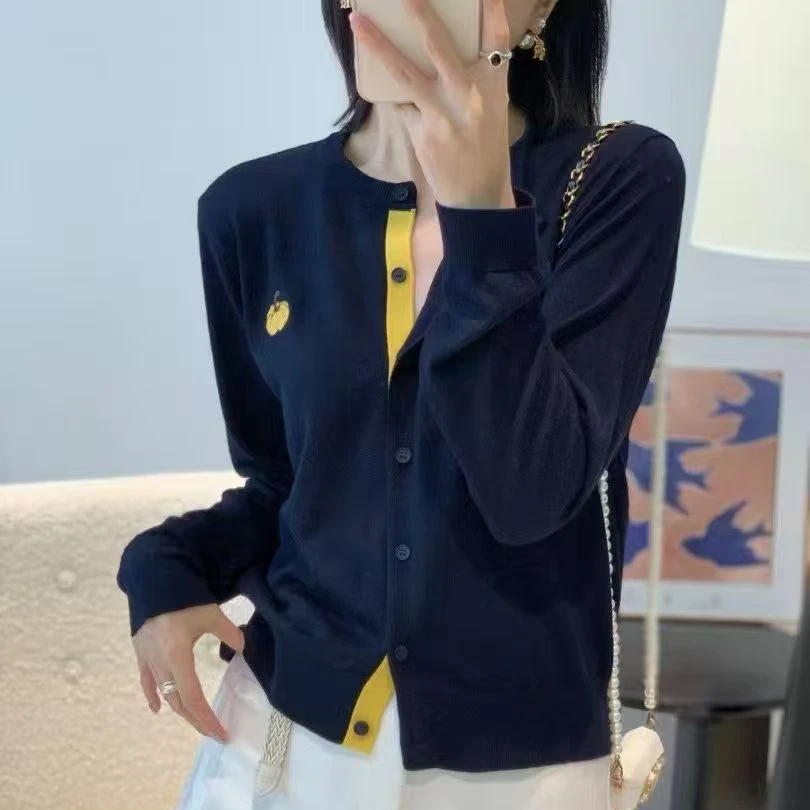 秋季春季长袖毛针织衫女装短款开衫休闲针织宽松型