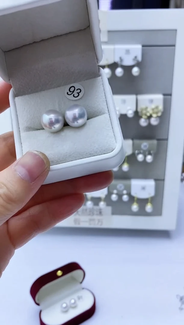 【闪购商品】淡水珍珠耳饰银S925镶嵌93