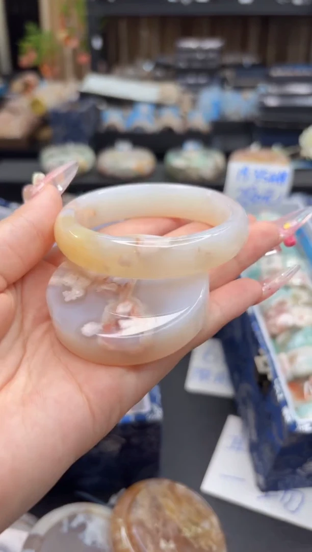 未镶嵌手镯石英质玉80(54圈赠送镯心)