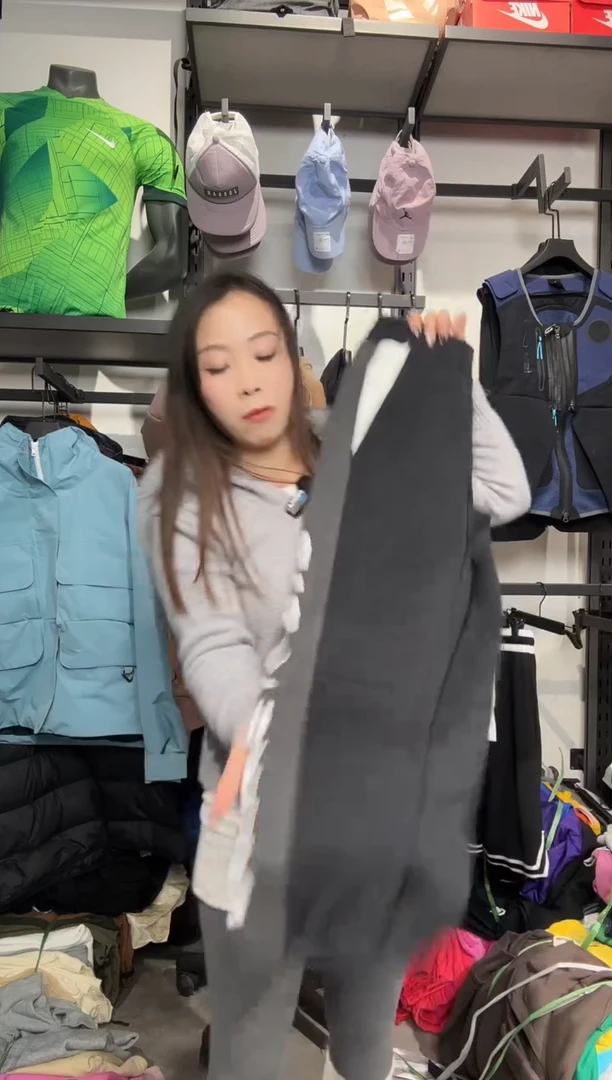 1491 编码 瑕疵款直播间过款为准 尺码