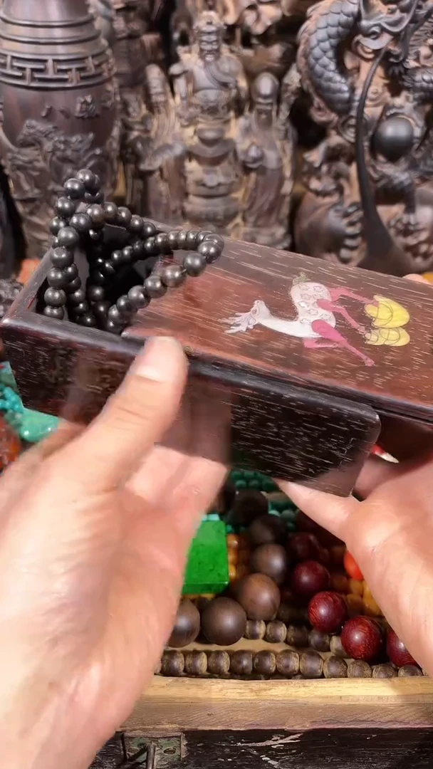 【闪购商品】织绣如图所示闪购链接