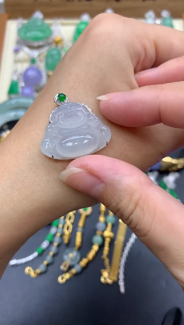 翡翠18K金镶嵌颈饰64-中国好珍宝