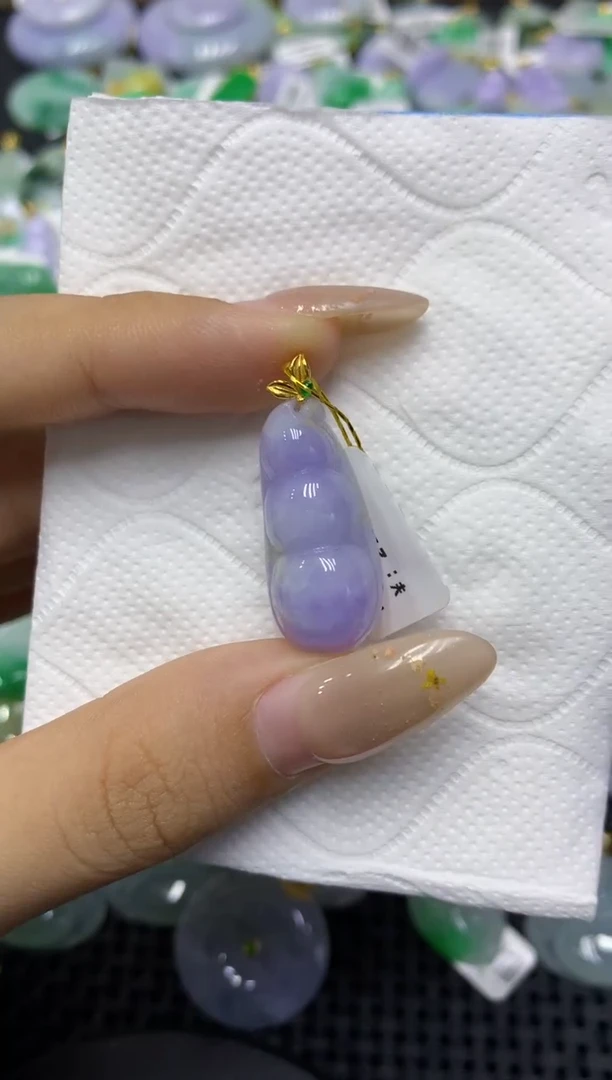 颈饰18K金镶嵌翡翠天然缅甸翡翠A货