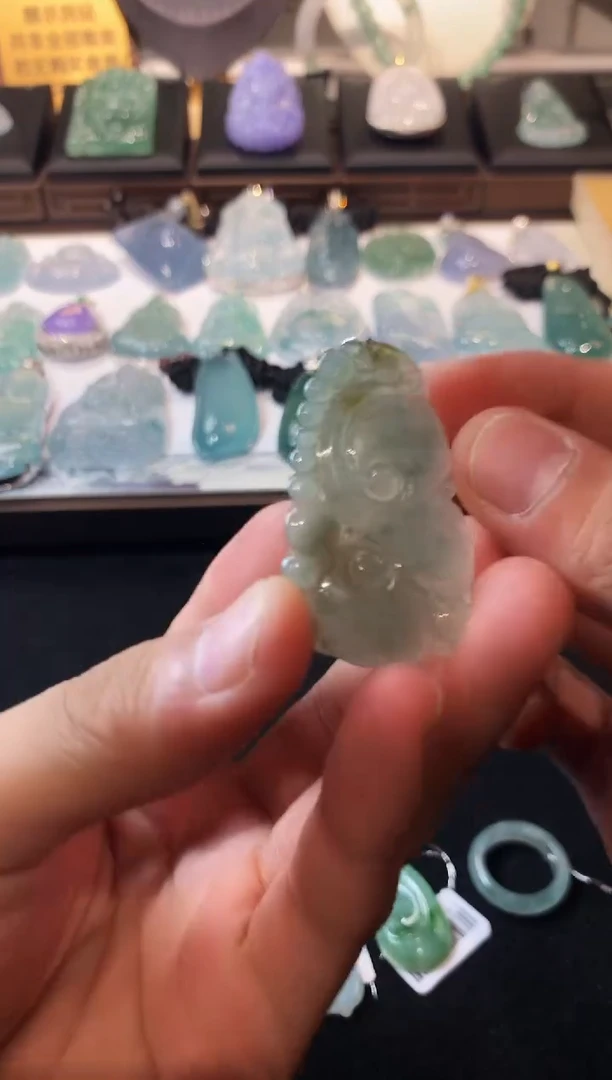 未镶嵌定制翡翠多****是  S毛货不退不换
