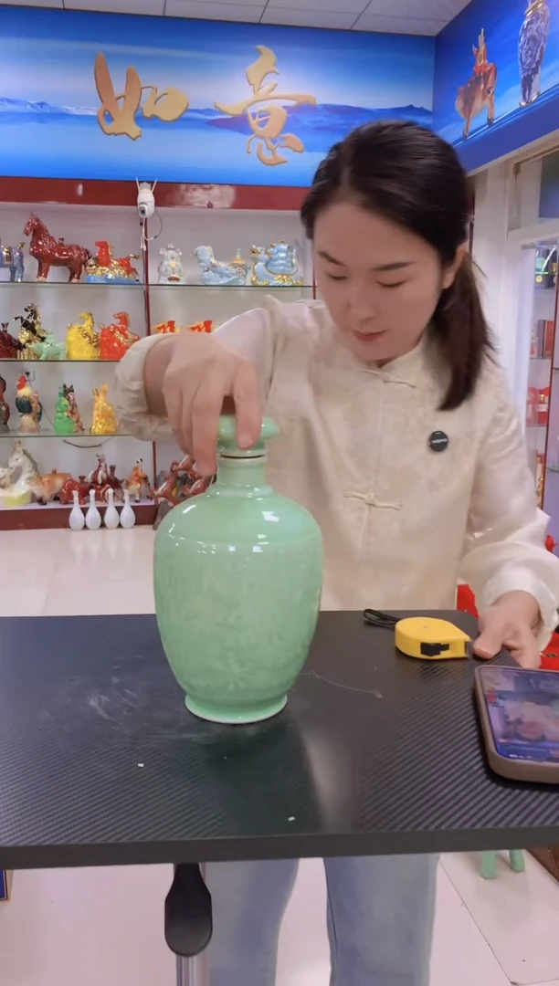 2斤装豆青浮雕冬瓜坛陶瓷空酒坛