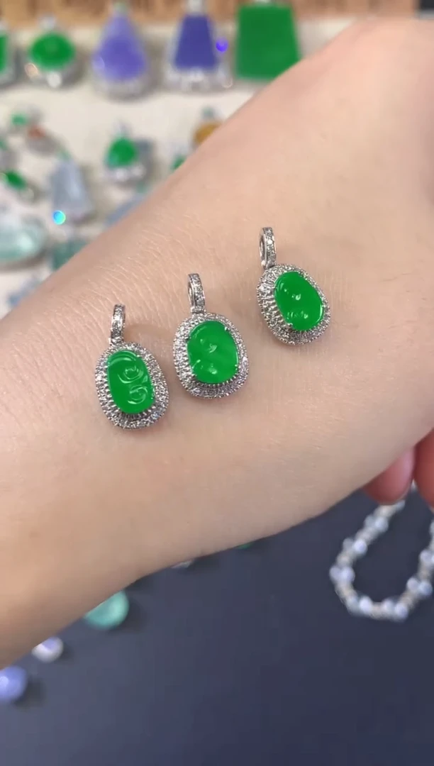 吊坠(不含链)18K金镶嵌翡翠A144|（多样性发其一）