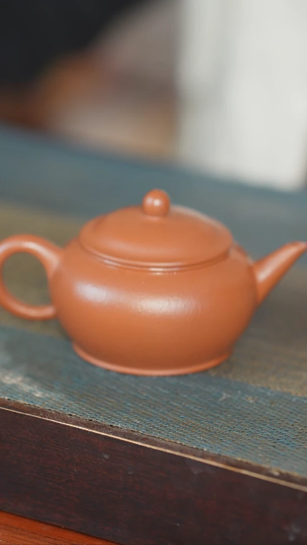 【闪购商品】喀左紫砂真不错，主播就是做壶的