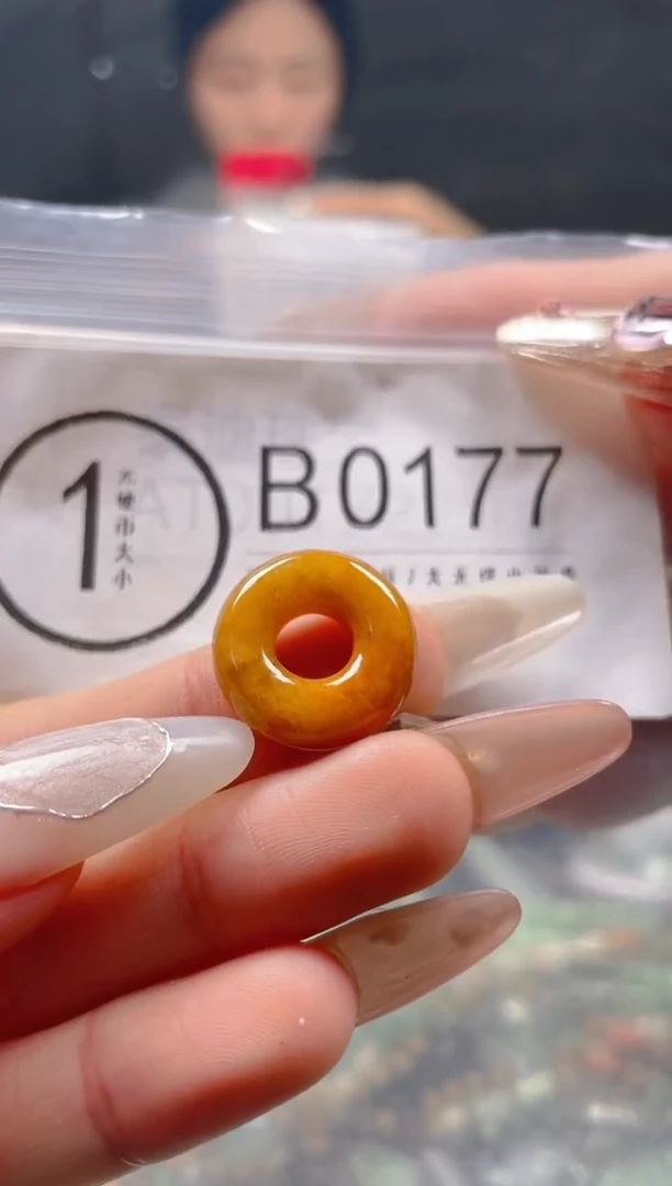 【闪购商品】翡翠颈饰未镶嵌/B/翡翠A货一图一物