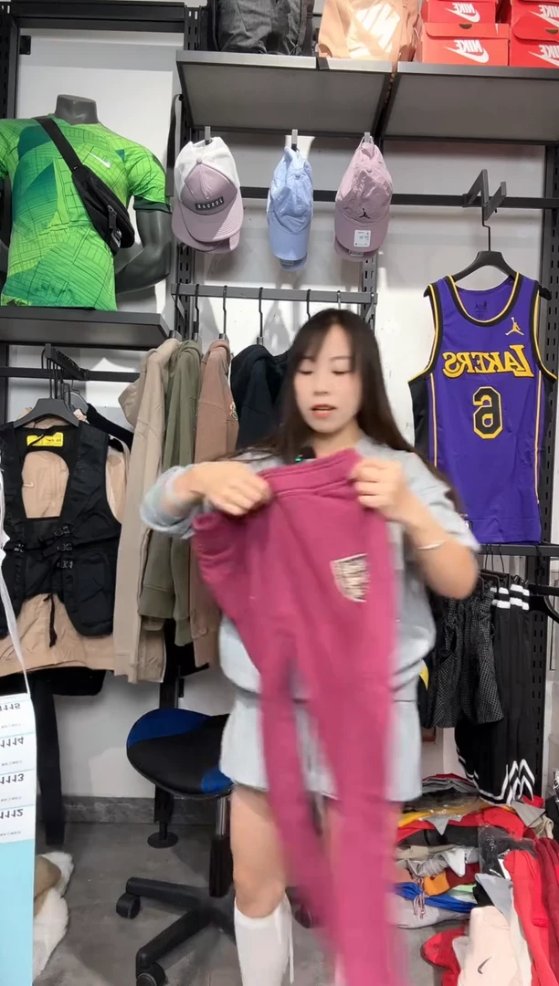 1112  编码 瑕疵款直播间过款为准 尺码 M