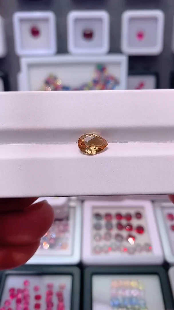 【闪购商品】黄晶裸石未镶嵌开播福利水滴