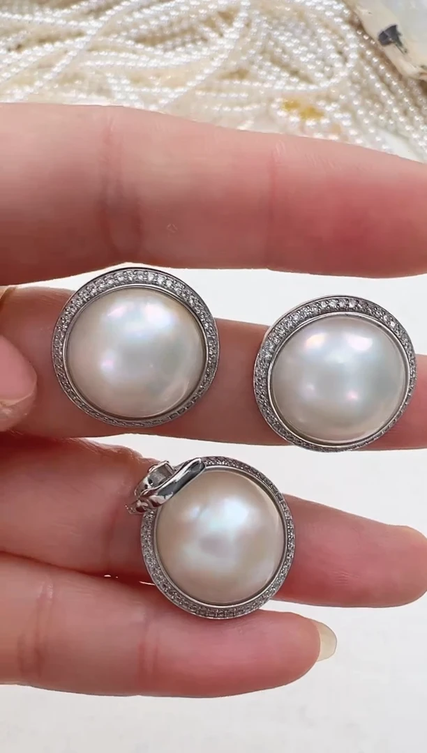 【闪购商品】拼合珍珠（马贝珠）耳饰银S925镶嵌白色太阳花