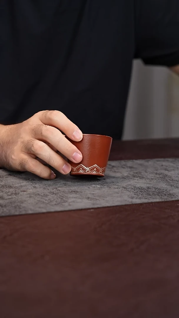 茶杯紫砂朱泥金银手绘