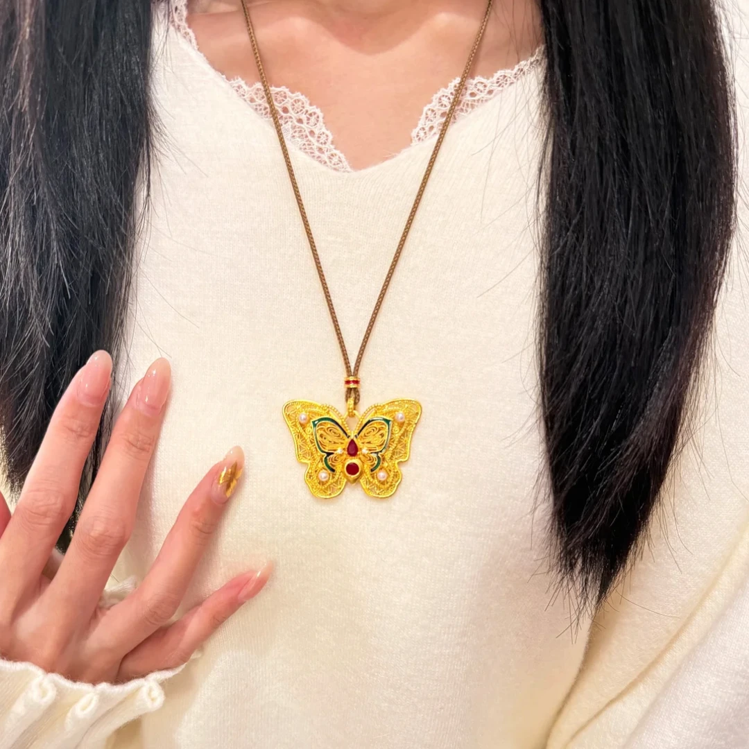 铜合金布艺项链 玲珑花蝶新中式宫廷风镂空花丝蝴蝶项链挂坠