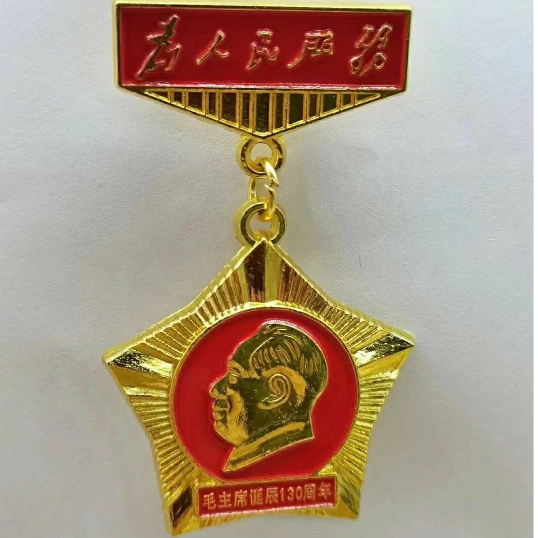 纪念时尚 红色胸针