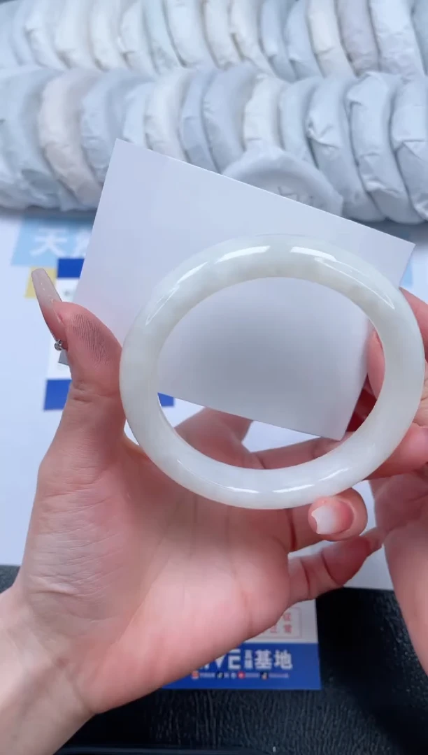 【闪购商品】和田玉手镯未镶嵌T195-62.8