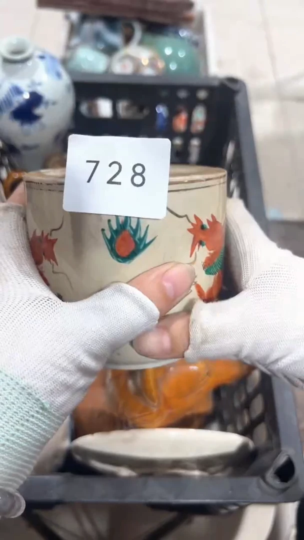 陶瓷d****d工艺品0927728