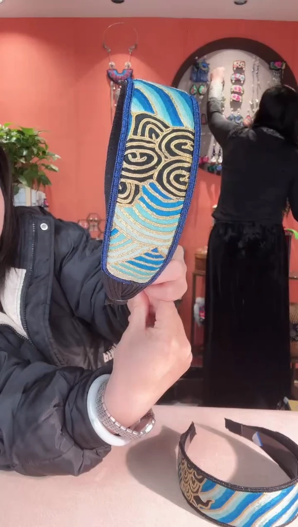 织绣长红绣艺坊苗银苗绣耳环59