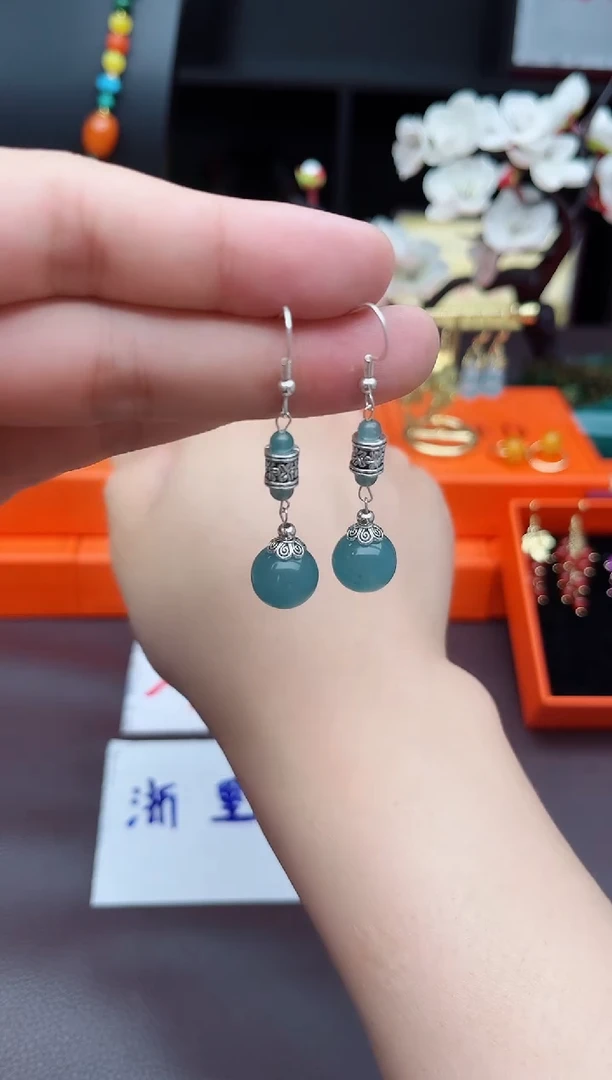 石英质玉（天山翠）银S925镶嵌耳饰420000