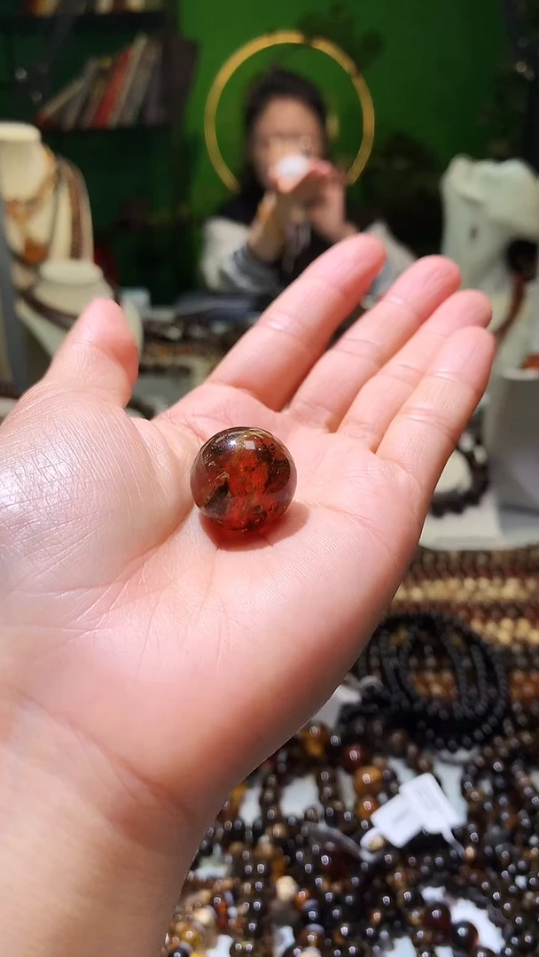 未镶嵌琥珀裸石抚顺琥珀