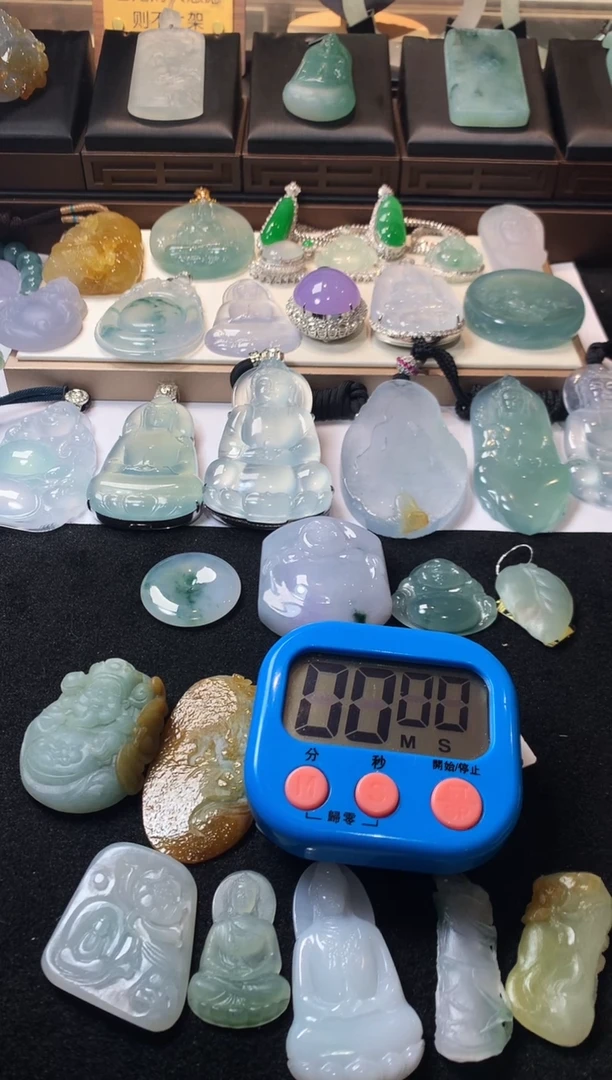 未镶嵌定制翡翠管****️4043毛货不退不换