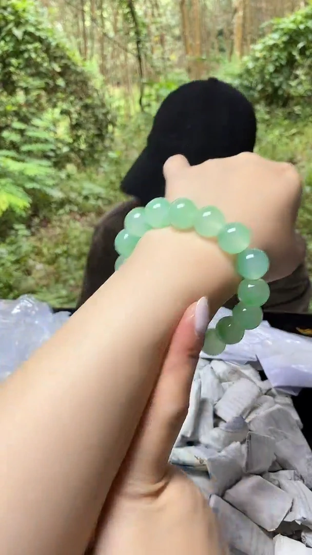 满色吊坠  所见即所得！