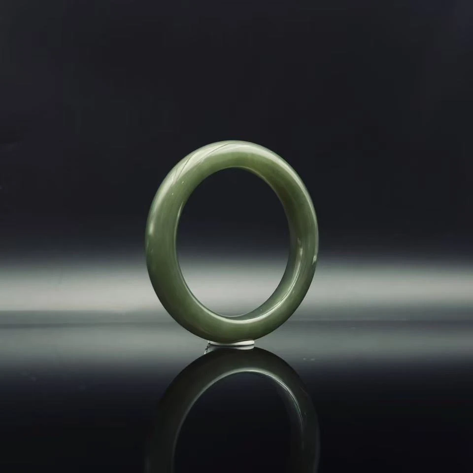 和田玉 --- 手镯