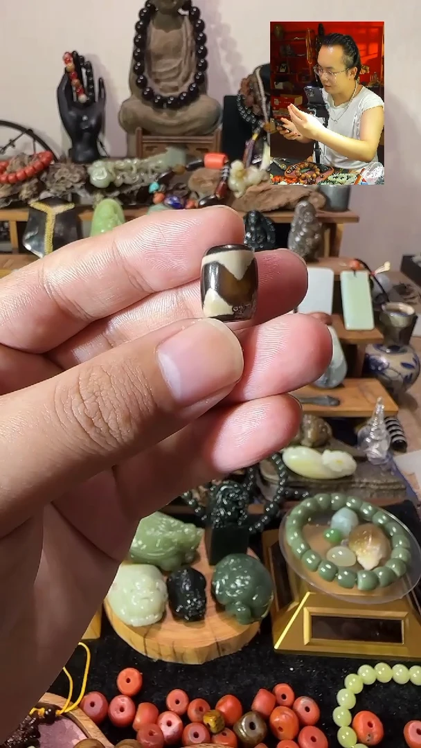 和田玉未镶嵌颈饰1