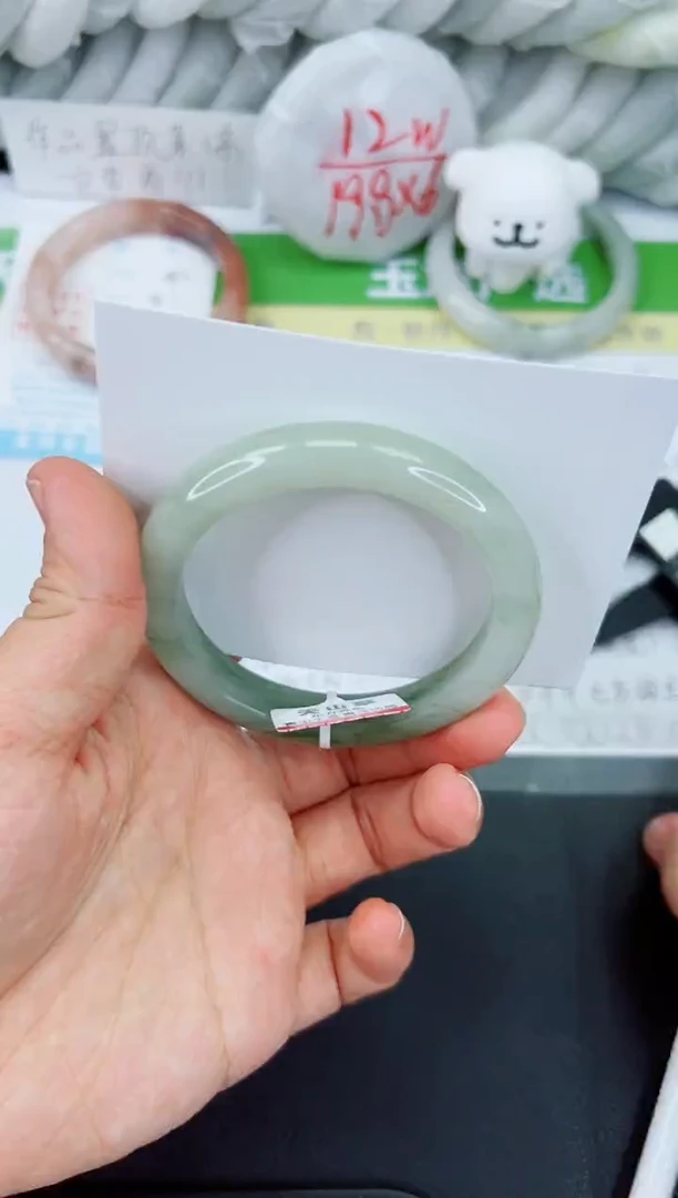 【闪购商品】石英质玉手镯未镶嵌493-56