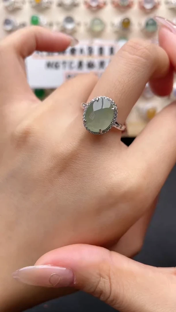 【闪购商品】翡翠戒指银S925镶嵌一物一证一礼盒