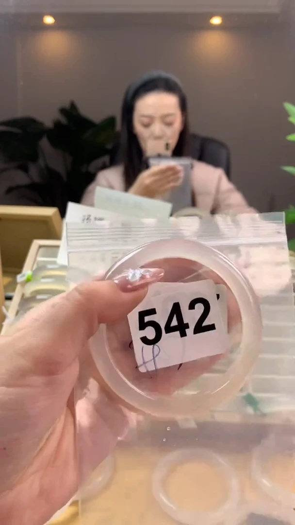 【闪购商品】玛瑙/玉髓手镯未镶嵌542