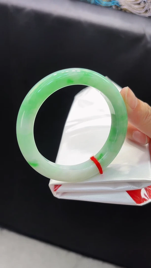 翡翠手镯未镶嵌59-61翡翠手镯127