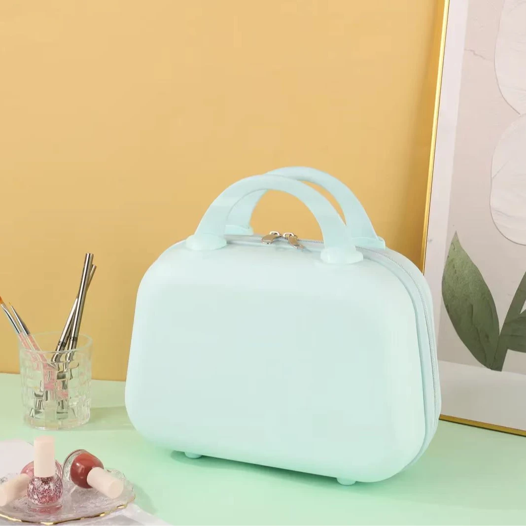 14寸精致化妆包 女士化妆包