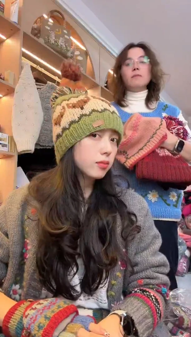 羊毛绿棕狐狸帽美丽如