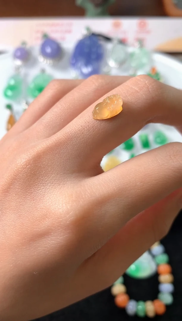 未镶嵌定制翡翠裸石（镶嵌定制）