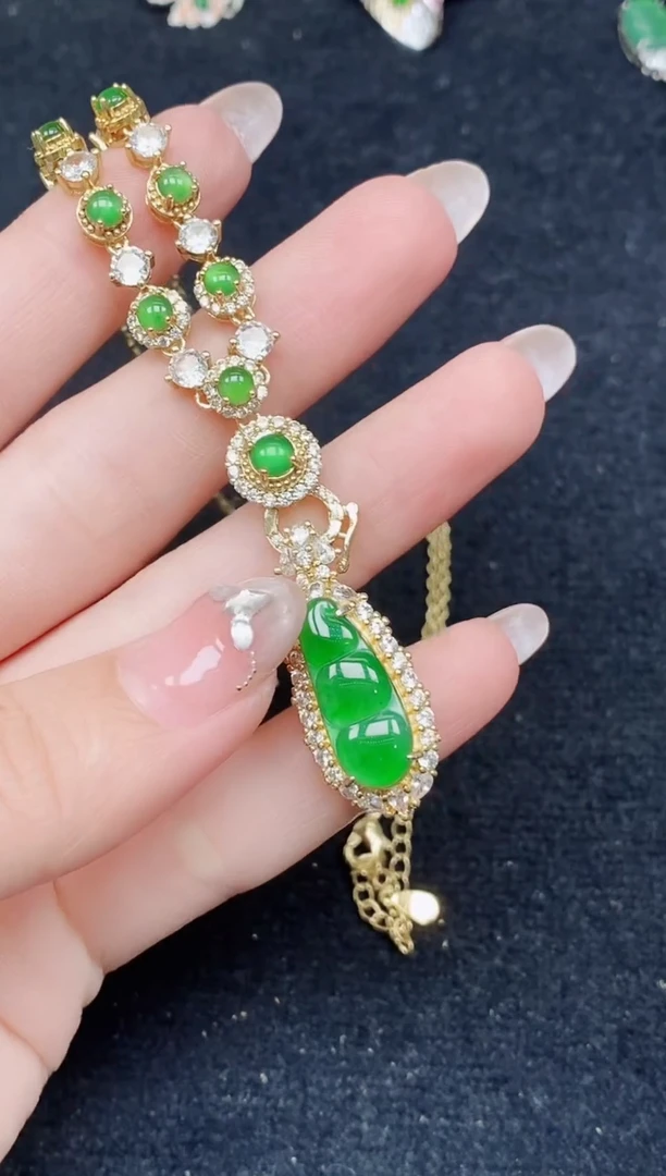 颈饰未镶嵌翡翠天然A货翡翠 保A保真（多样性发其一）