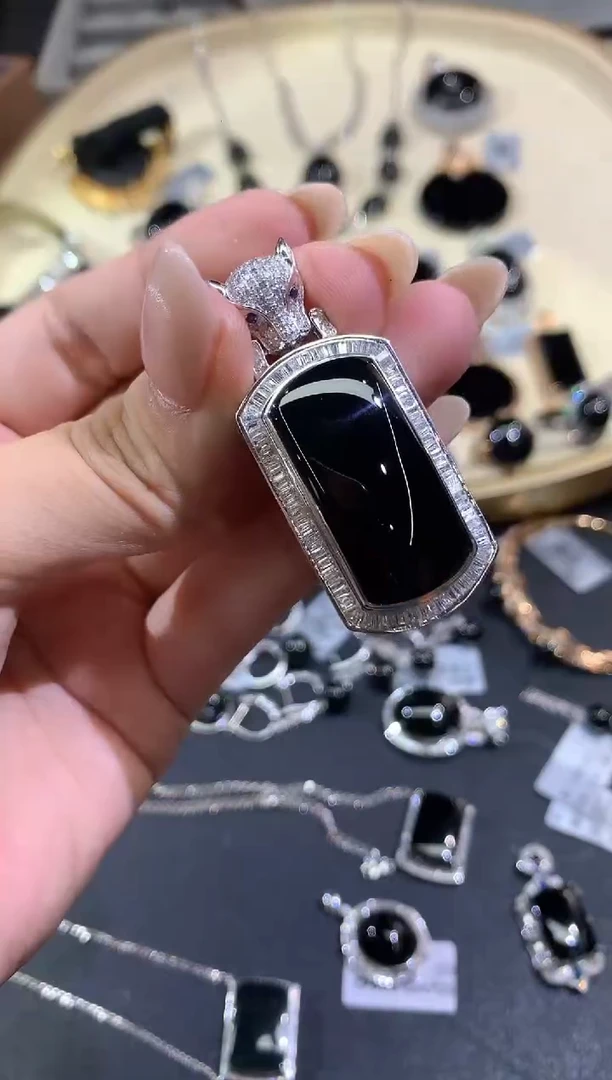 吊坠(不含链)18K金镶嵌翡翠A451|36800