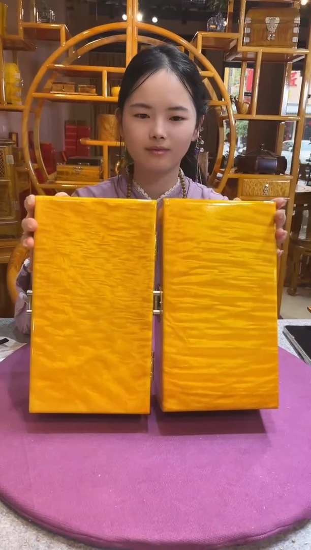 金丝楠木水波文玩盒25公分一个