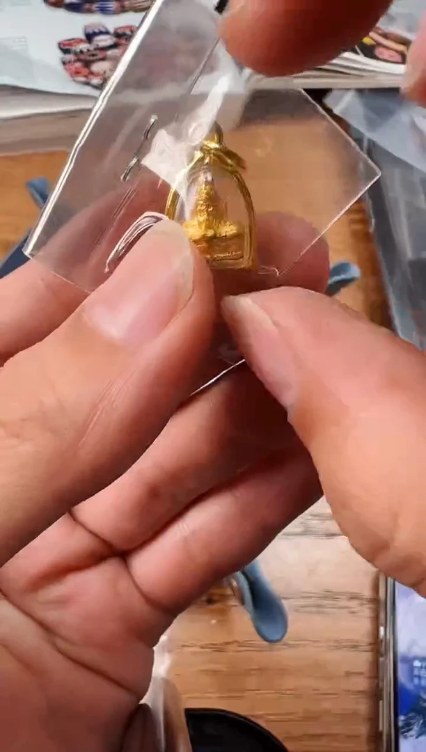 【闪购商品】树脂制品【 肖钟出品 】