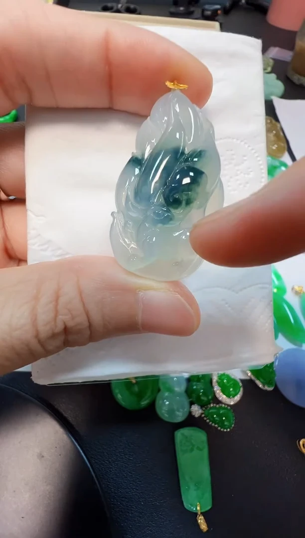 吊坠(不含链)18K金镶嵌翡翠980