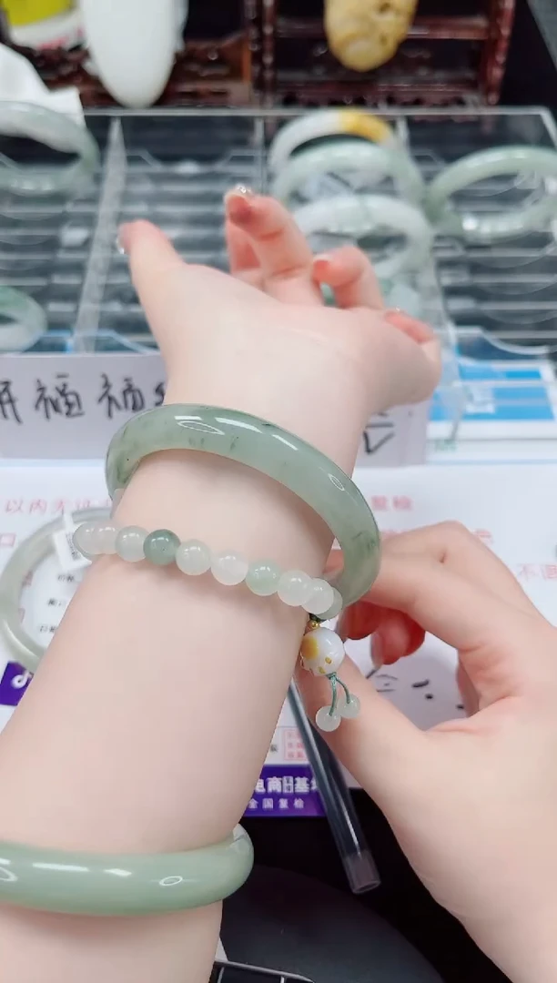 未镶嵌手镯石英质玉140-59/60