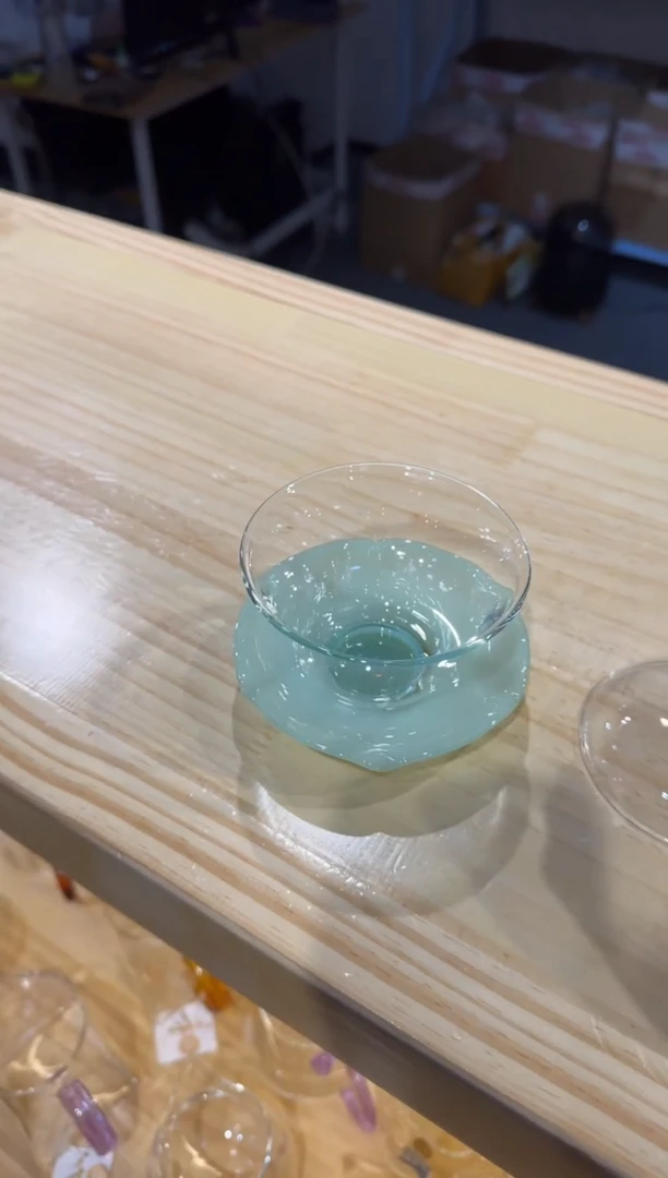 禾器-荷叶盖碗-浅玉色+++