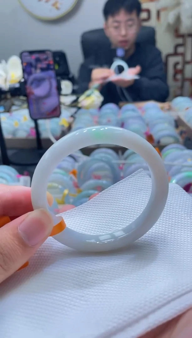 未镶嵌手镯翡翠03-555