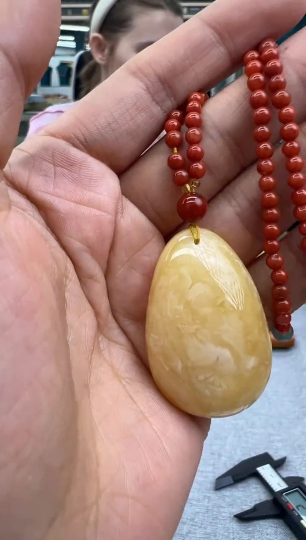 未镶嵌颈饰琥珀255秒拍号假一罚十