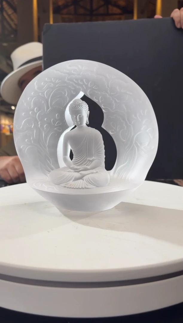 摆件预售背光释迦牟尼像