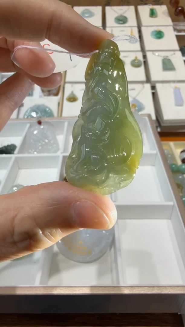 翡翠挂件未镶嵌A货翡翠多样性孤品