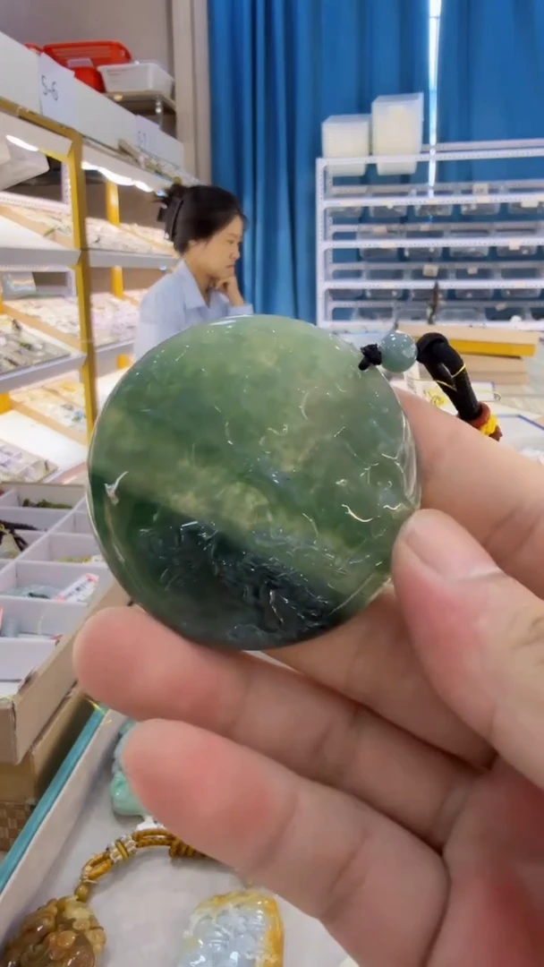 翡翠未镶嵌吊坠(不含链)6