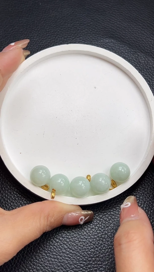 【闪购商品】翡翠颈饰18K金镶嵌K748-1 珠子吊坠多样性发一