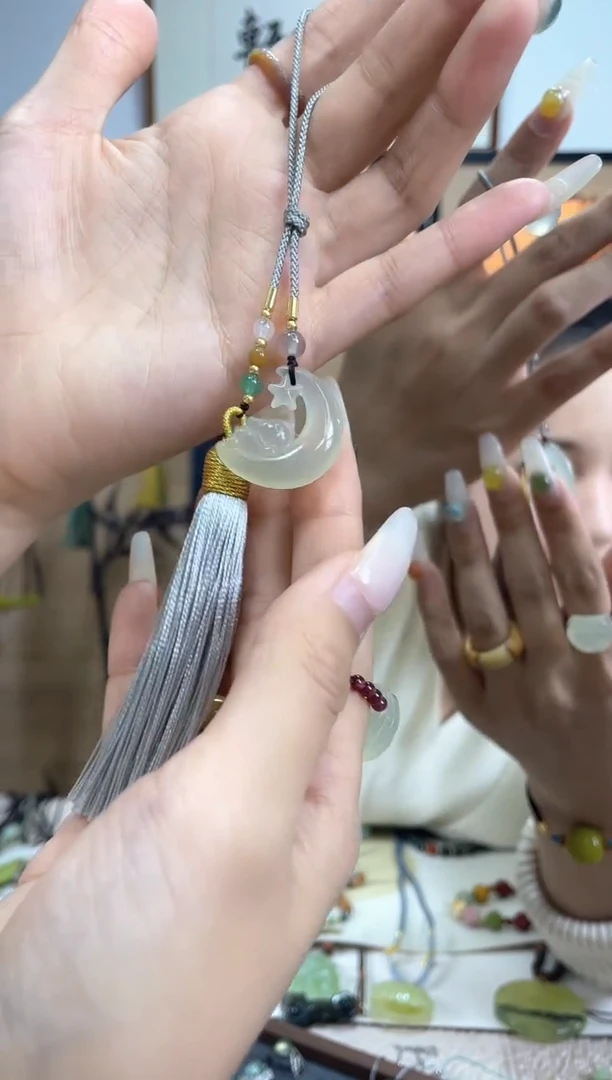 【闪购商品】岫玉吊坠未镶嵌多样性发货其中发一